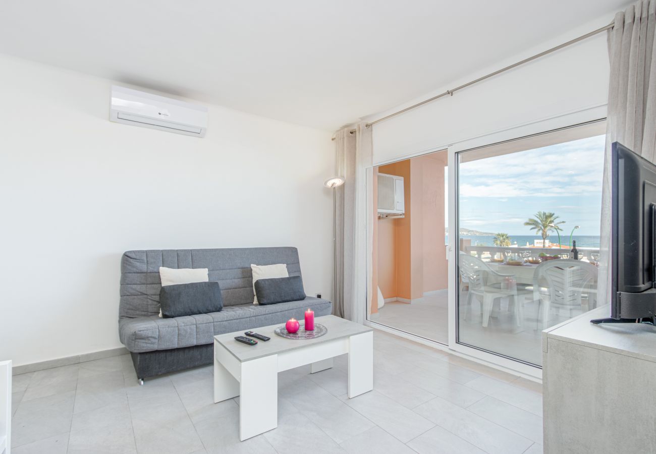 Apartamento en Empuriabrava - 0076-GRAN RESERVA Apartamento enfrente de la playa renovado