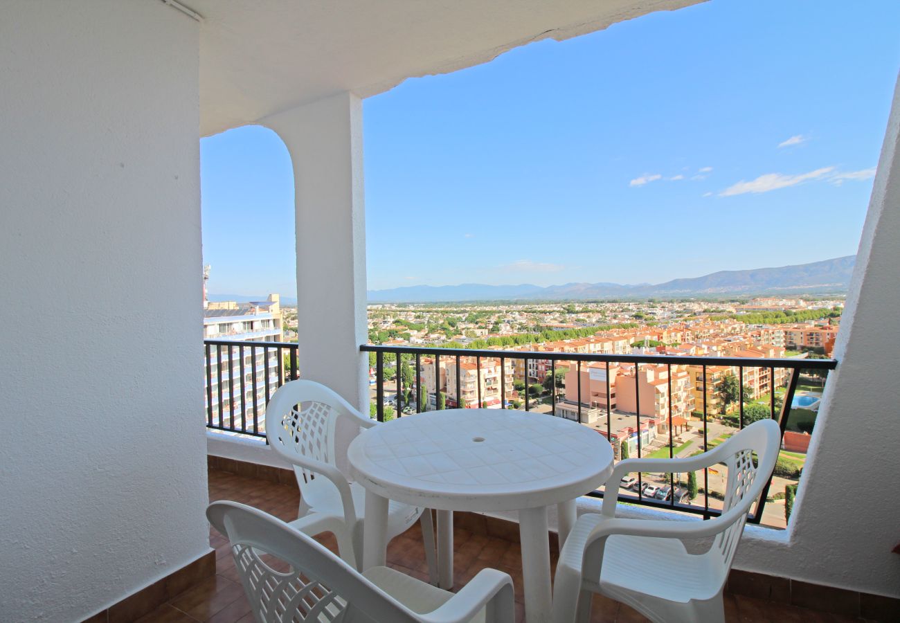 Apartamento en Empuriabrava - 0186-SAN LUIS Apartamento con vista al mar