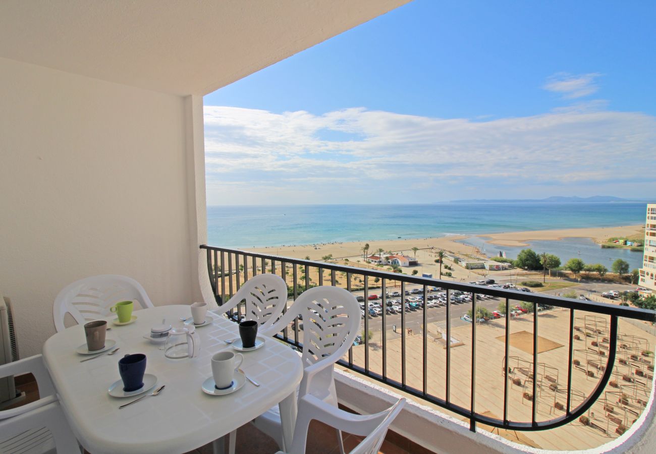 Apartamento en Empuriabrava - 0186-SAN LUIS Apartamento con vista al mar
