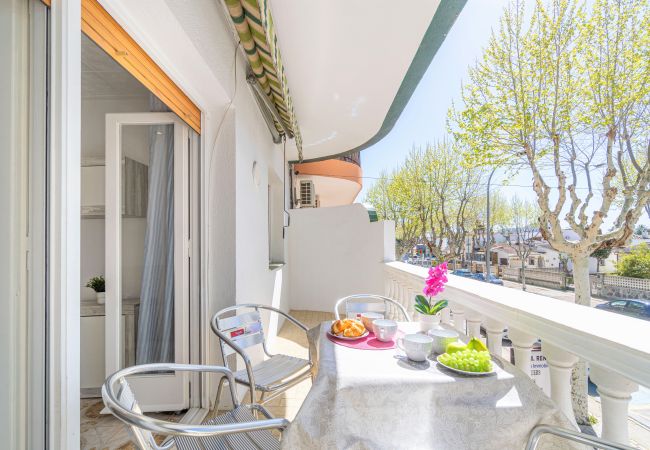 Apartamento en Empuriabrava - 0195-PORT EMPORDA Apartamento con 2 dormitorios y terraza