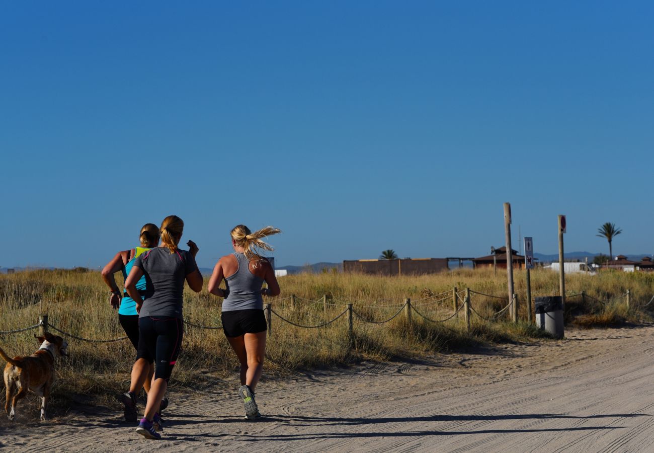 Apartamento en Empuriabrava - 0131-PORT MOXO Apartamento con terraza y vistas al canal 