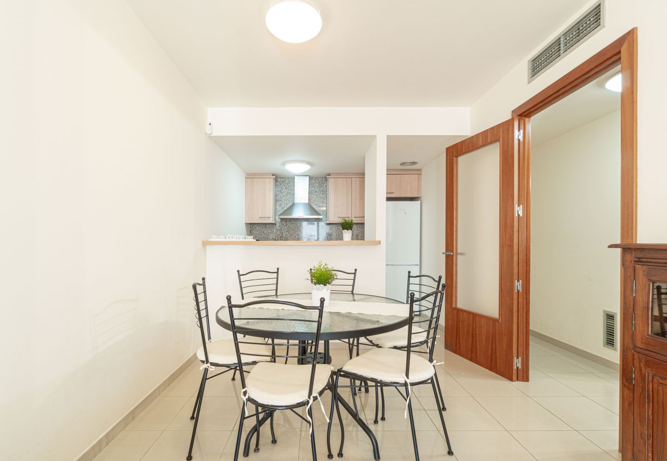 Apartamento en Rosas / Roses - 8010-MIL.LENI Apartamento con piscina comunitaria y parking