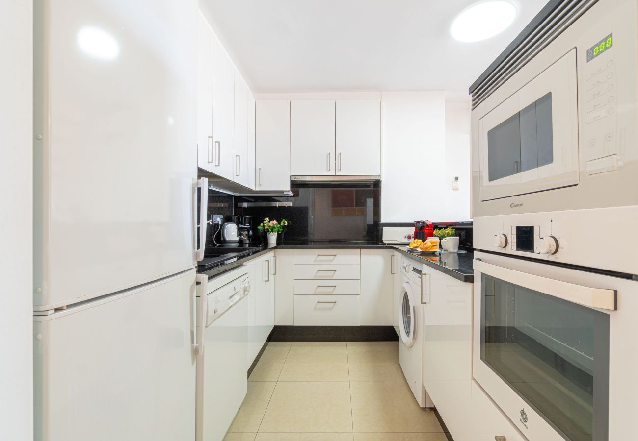 Apartamento en Empuriabrava - 0160-PORT GREC Apartamento con WIFI, Smart TV, vista al canal y al mar
