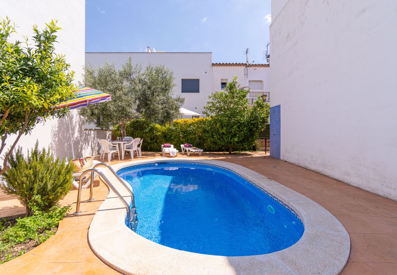 Villa en Empuriabrava - 0191-SANT MAURICI Casa con piscina privada