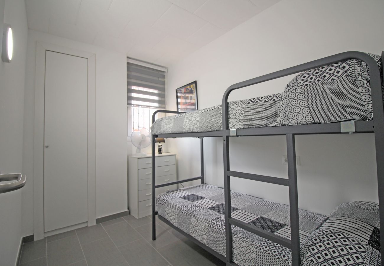 Apartamento en Empuriabrava - 0074-GRAN RESERVA Apartamento cerca de la playa renovado