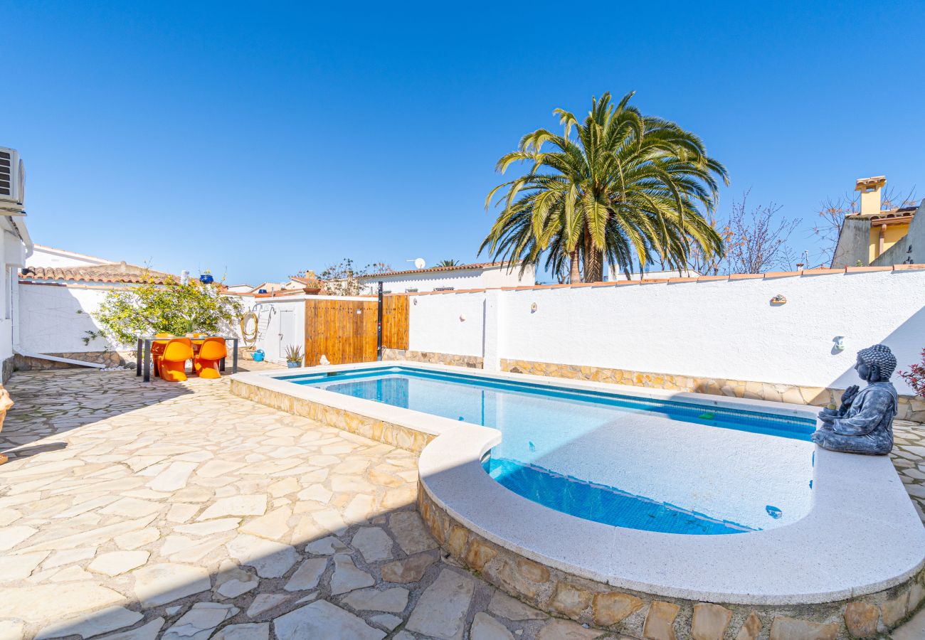 Villa en Empuriabrava - 0009-ALBERES Casa con piscina