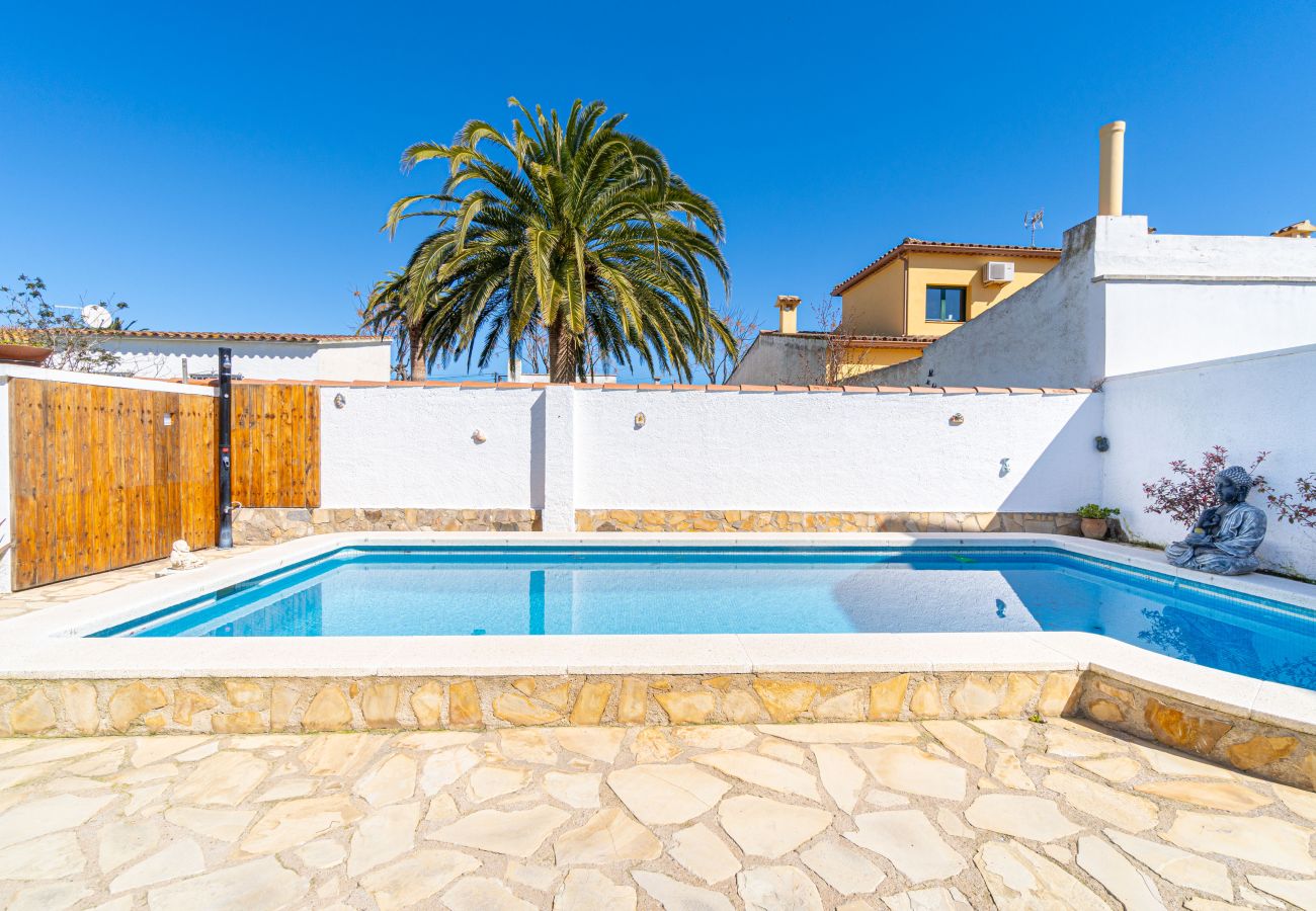 Villa en Empuriabrava - 0009-ALBERES Casa con piscina