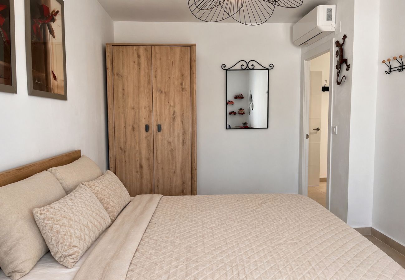 Villa en Empuriabrava - 0040-CAP RAS Casa al canal con piscina y amarre