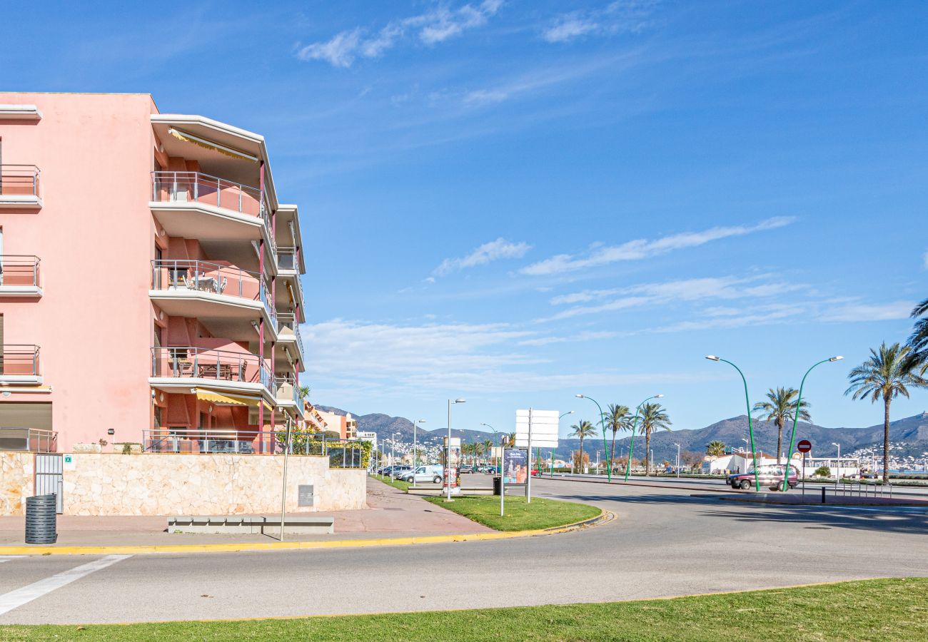 Apartament en Empuriabrava - 0093-MIRABLAU Apartament amb vista al mar