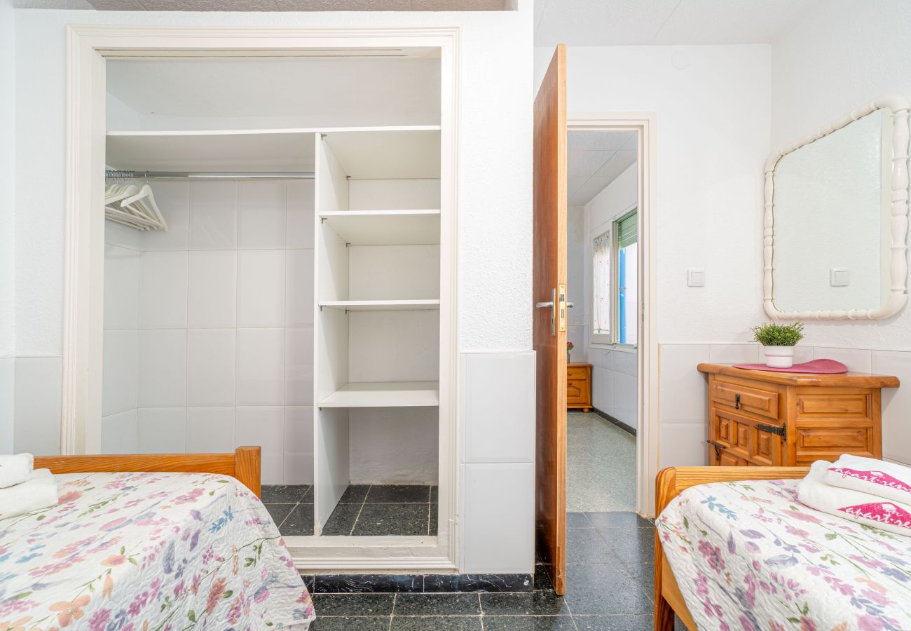 Apartament en Rosas / Roses - 2026-POETA MARQUINA Apartament amb 4 dormitoris