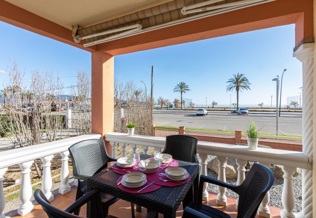 Ferienwohnung in Empuriabrava - 0015-BAHIA Appartement direkt am Strand mit WLAN Ferienwohnung in Empuriabrava - 0015-BAHIA Appartement direkt am Strand mit WLAN