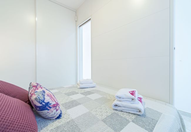 Ferienwohnung in Empuriabrava - 0015-BAHIA Appartement direkt am Strand mit WLAN Ferienwohnung in Empuriabrava - 0015-BAHIA Appartement direkt am Strand mit WLAN