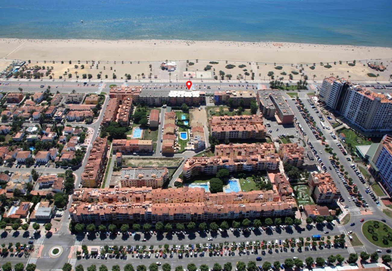 Ferienwohnung in Empuriabrava - 0076-GRAN RESERVA Renovierte Appartement direkt am Strand