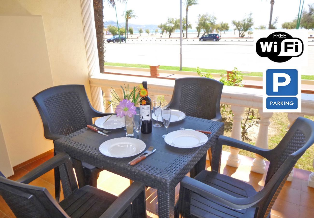 Ferienwohnung in Empuriabrava - 0018-BAHIA Appartement direkt am Strand mit WLAN