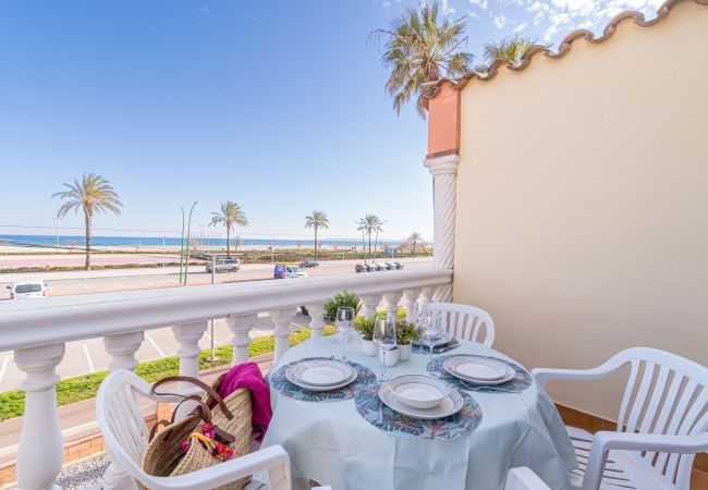 Ferienwohnung in Empuriabrava - 0021-BAHIA Appartement direkt am Strand mit WLAN Ferienwohnung in Empuriabrava - 0021-BAHIA Appartement direkt am Strand mit WLAN