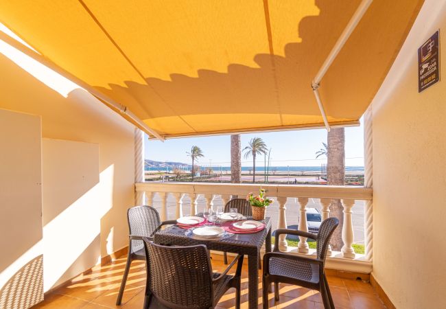 Ferienwohnung in Empuriabrava - 0023-BAHIA Appartement direkt am Strand mit WLAN