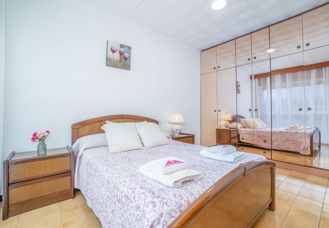 Ferienwohnung in Rosas / Roses - 2027-POETA MARQUINA Appartement mit 2 Schlafzimmer Ferienwohnung in Rosas / Roses - 2027-POETA MARQUINA Appartement mit 2 Schlafzimmer