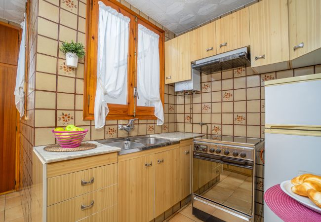 Ferienwohnung in Rosas / Roses - 2027-POETA MARQUINA Appartement mit 2 Schlafzimmer Ferienwohnung in Rosas / Roses - 2027-POETA MARQUINA Appartement mit 2 Schlafzimmer