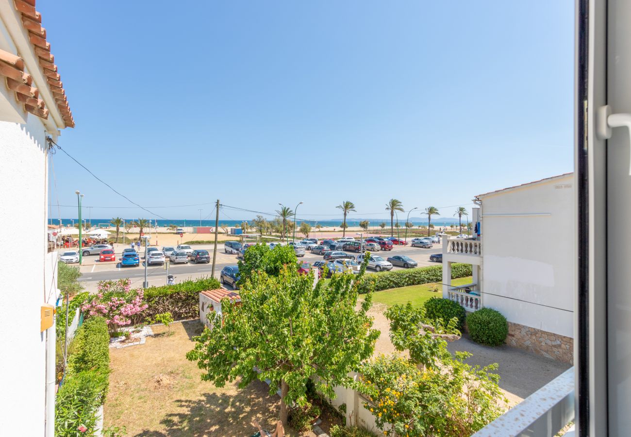 Ferienwohnung in Empuriabrava - 0014-BAHIA Appartement direkt am Strand mit WLAN