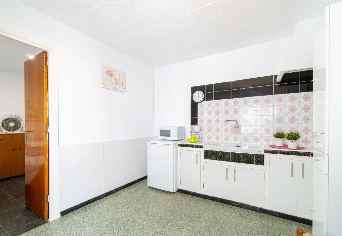 Ferienwohnung in Rosas / Roses - 2026-POETA MARQUINA Appartement mit 4 Schlafzimmer