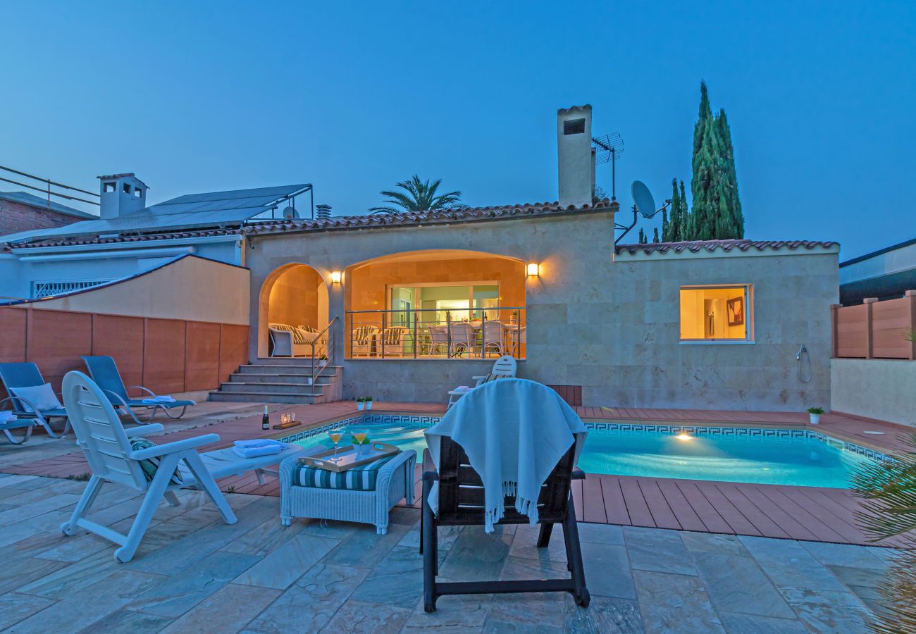 Villa in Empuriabrava - 0141-PANI Haus am Kanal mit Pool und Liegeplatz