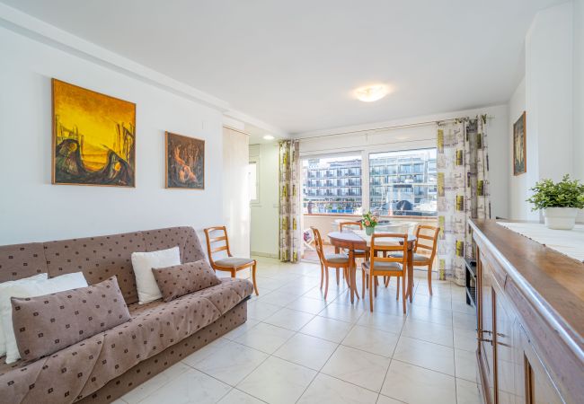 Ferienwohnung in Empuriabrava - 0155-PORT SALINS Appartement mit Kanalblick Ferienwohnung in Empuriabrava - 0155-PORT SALINS Appartement mit Kanalblick