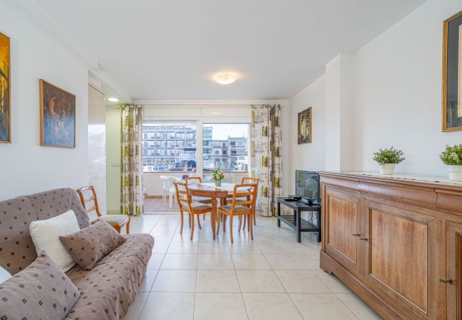 Ferienwohnung in Empuriabrava - 0155-PORT SALINS Appartement mit Kanalblick Ferienwohnung in Empuriabrava - 0155-PORT SALINS Appartement mit Kanalblick