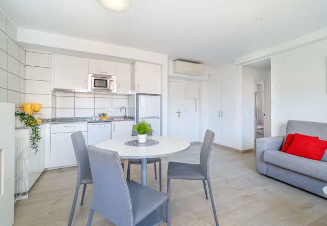 Ferienwohnung in Rosas / Roses - 2008-AV DE RHODE Appartement mit WLAN in Strandnähe Ferienwohnung in Rosas / Roses - 2008-AV DE RHODE Appartement mit WLAN in Strandnähe