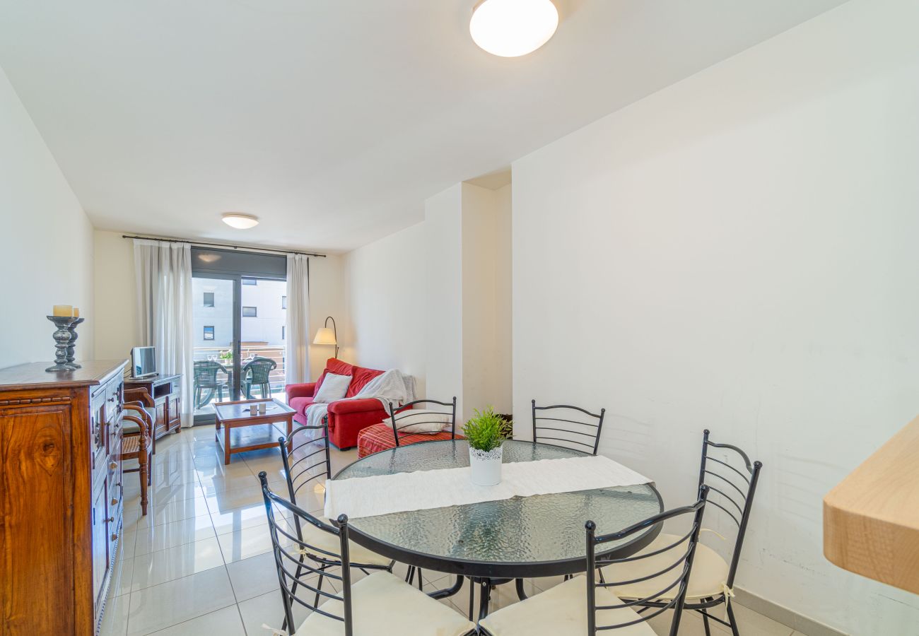 Ferienwohnung in Rosas / Roses - 8010-MIL.LENI Appartement mit Gemeinschaftspool und Parkplatz