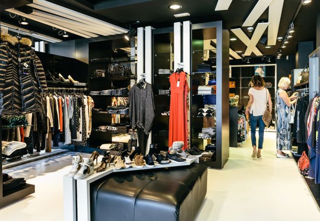 Ferienwohnung in Empuriabrava - 0188-SANT MORI Apparrtement mit WLAN und Terrasse Ferienwohnung in Empuriabrava - 0188-SANT MORI Apparrtement mit WLAN und Terrasse