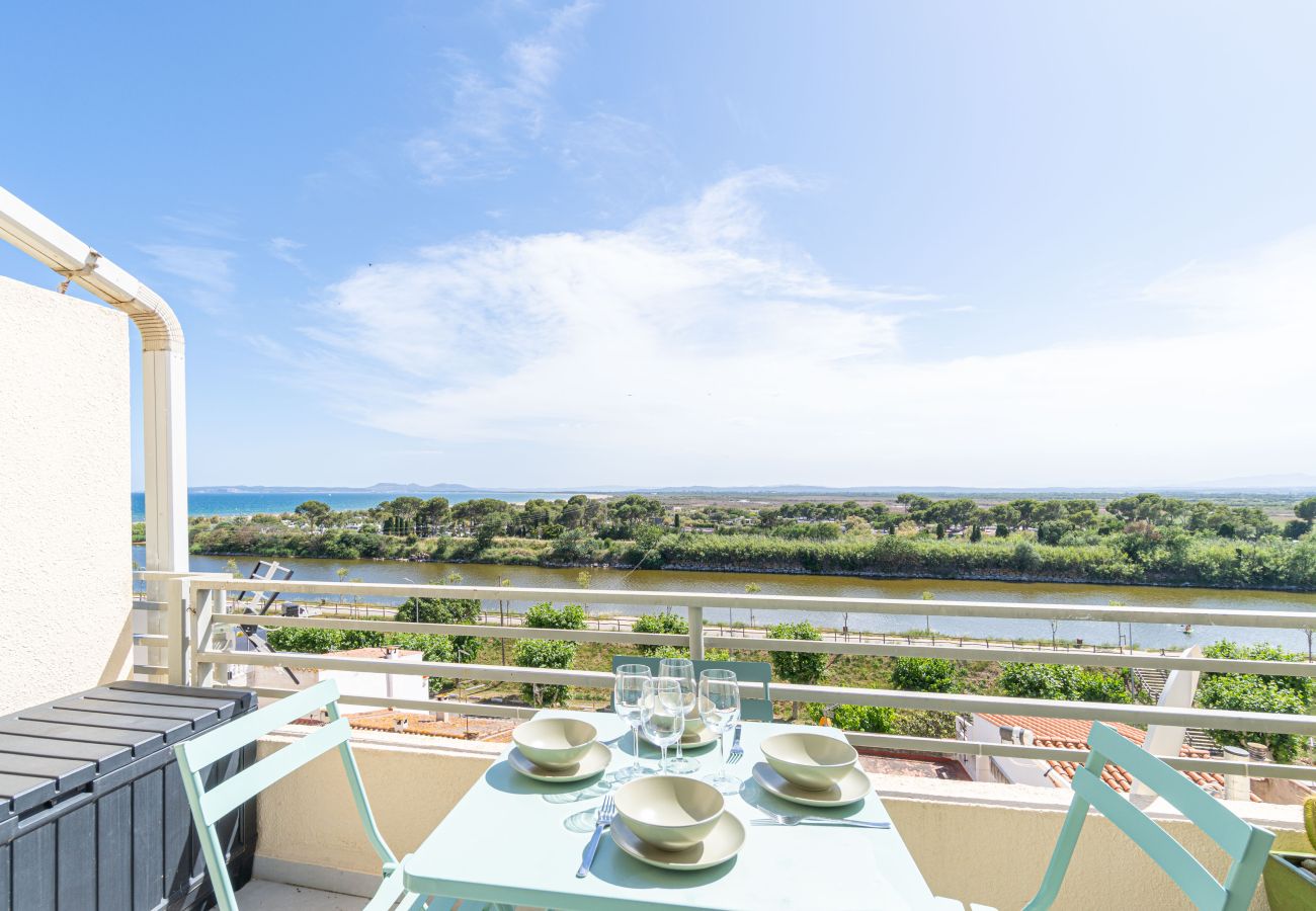Ferienwohnung in Empuriabrava - 0116-MUGA PARK Appartement mit Blick am Fluss und Meer