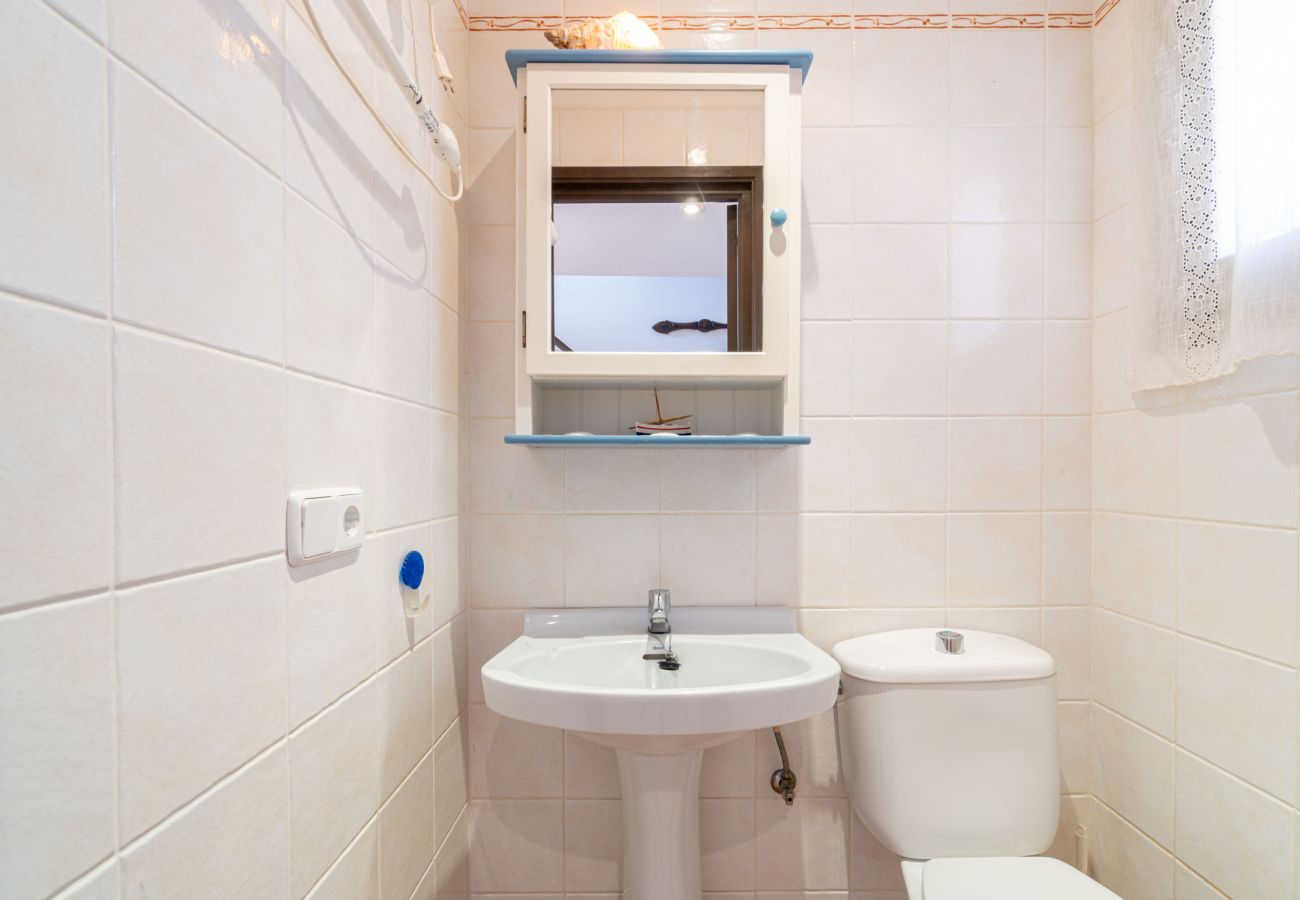 Villa in Empuriabrava - 0151-ILLA CARTAGO Fischerhaus am Kanal