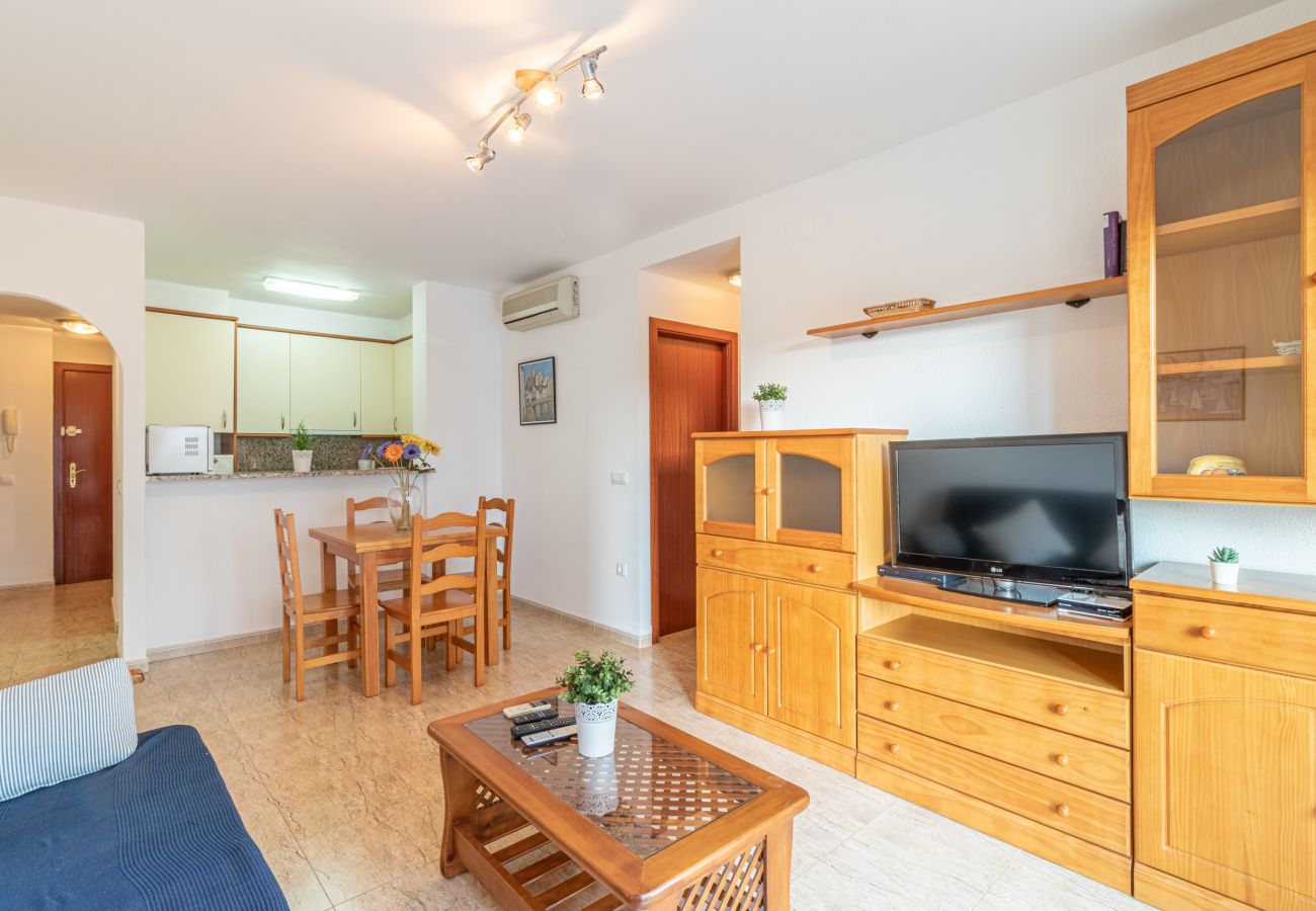 Ferienwohnung in Empuriabrava - 0089-MIRABLAU Ferienwohnung mit seitlichem Blick auf den Strand