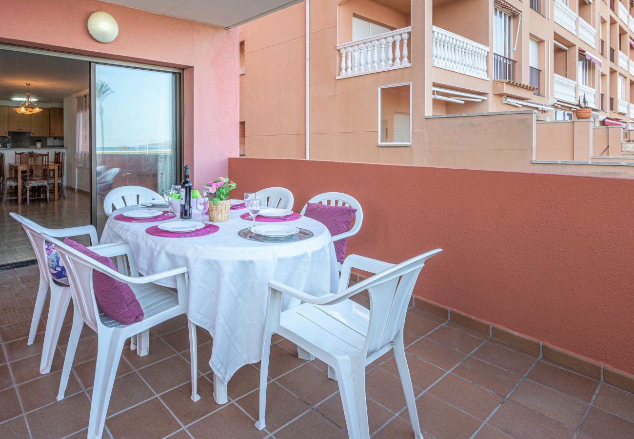 Appartement in Empuriabrava - 0087-MIRABLAU Appartement aan het strand 