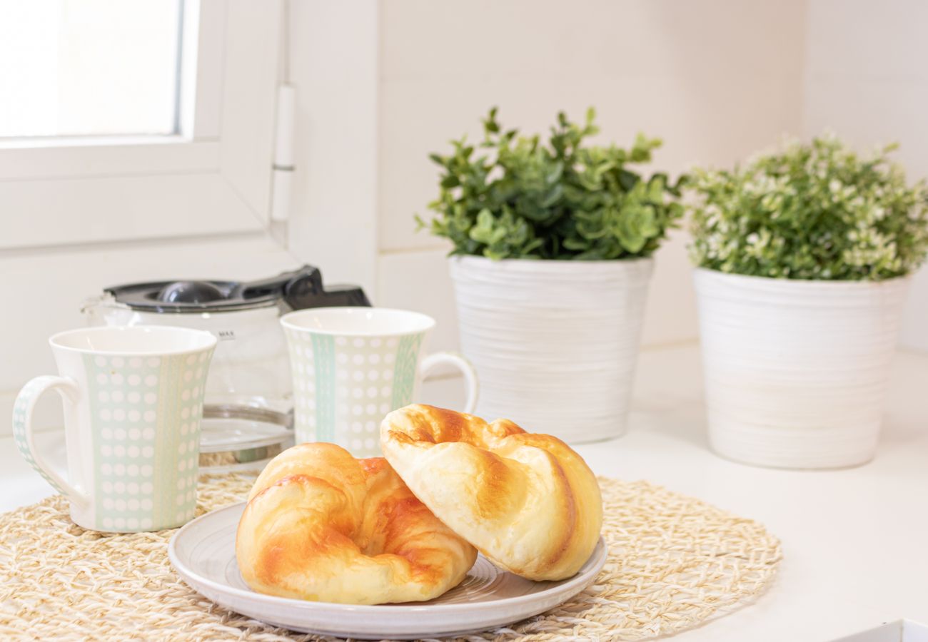 Villa in Empuriabrava - 0141-PANI Huis aan kanaal met zwembad en aanlegplaats