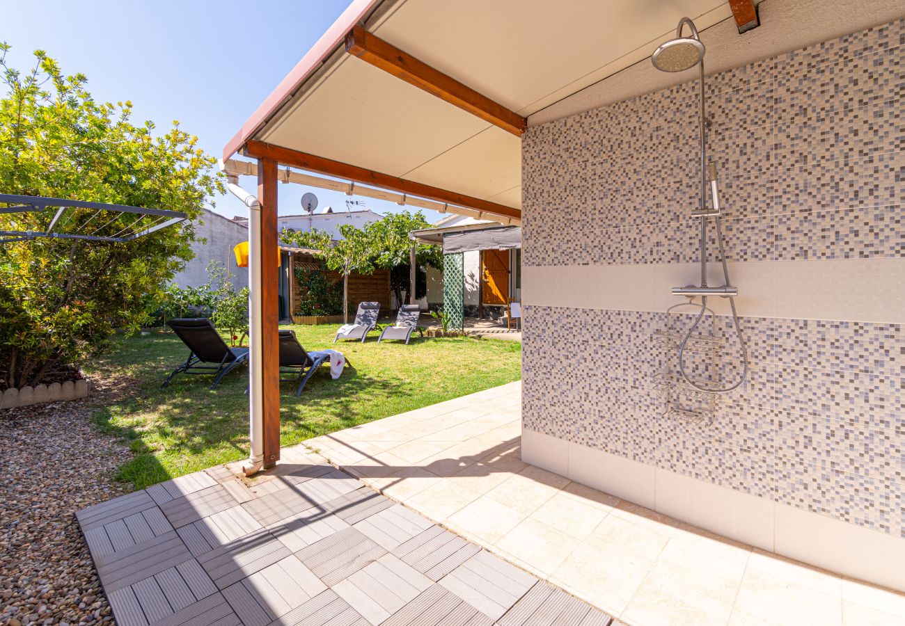 Villa in Empuriabrava - 0032-CARLIT Huis met tuin en 3 slaapkamers