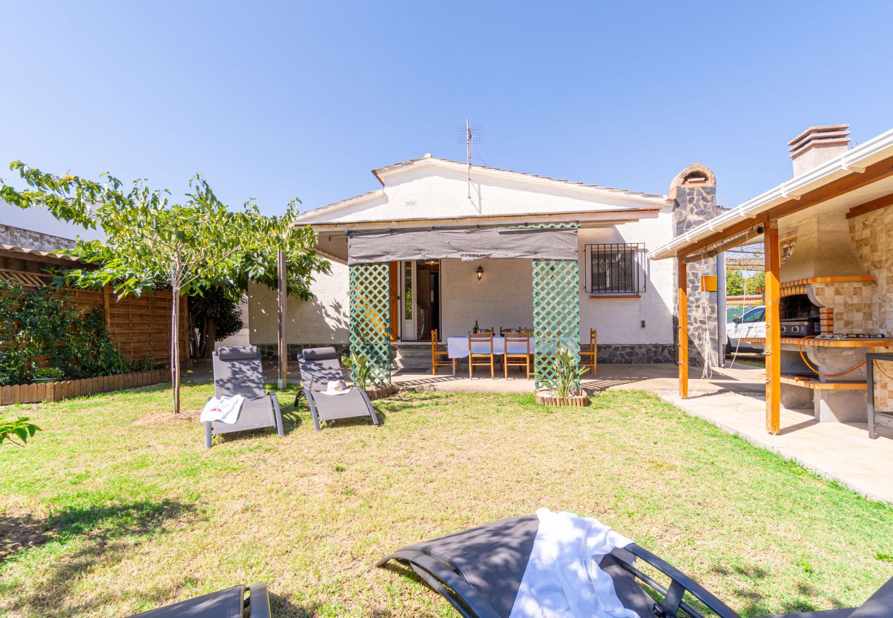 Villa in Empuriabrava - 0032-CARLIT Huis met tuin en 3 slaapkamers