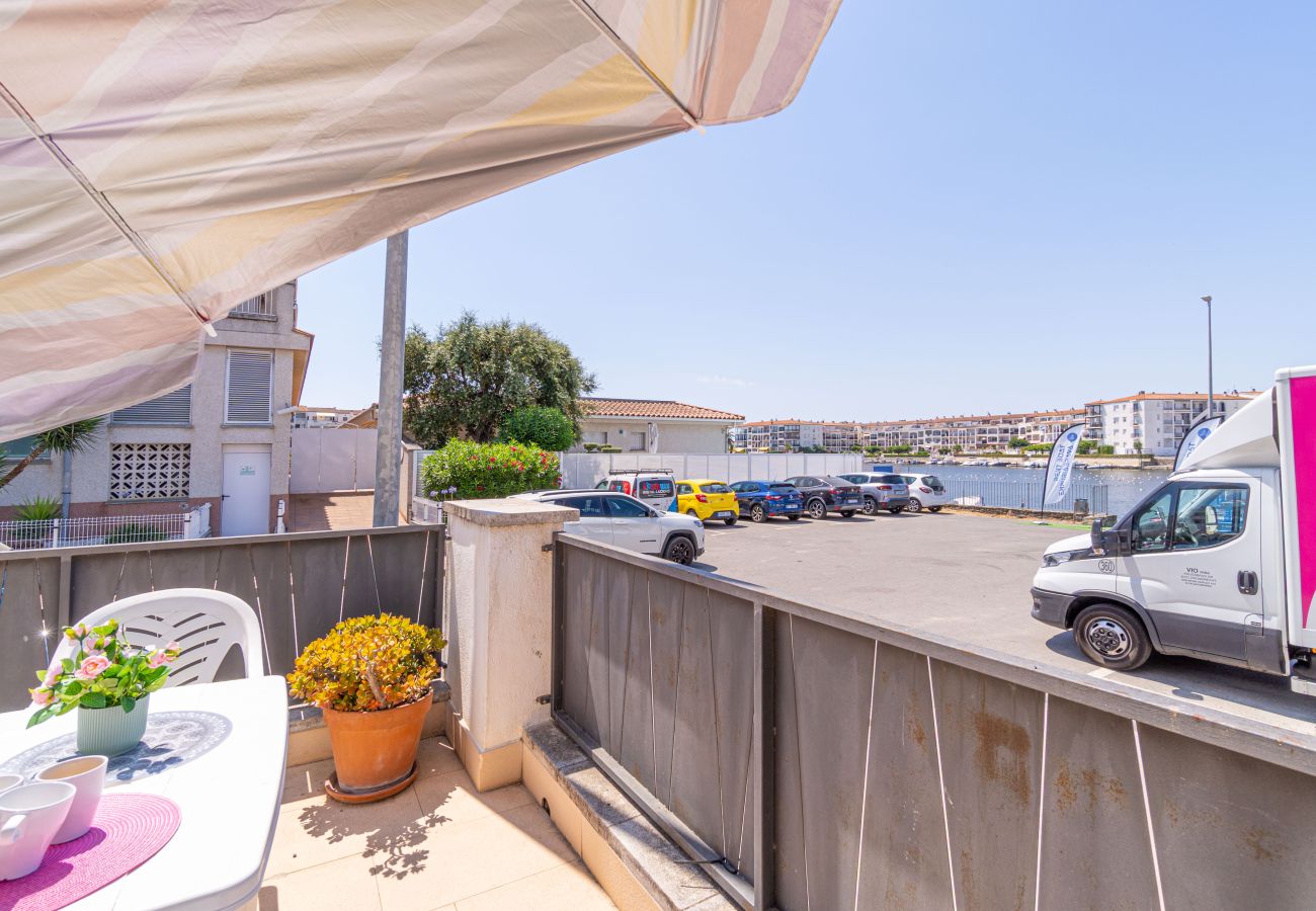 Villa in Empuriabrava - 0191-SANT MAURICI Huis met privé-zwembad
