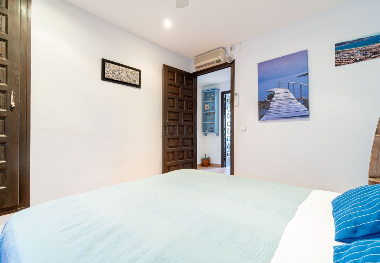 Villa in Empuriabrava - 0151-ILLA CARTAGO Visserswoning aan het Kanaal