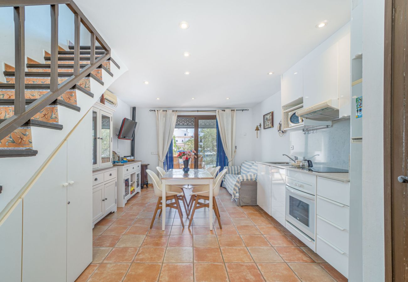 Villa in Empuriabrava - 0151-ILLA CARTAGO Visserswoning aan het Kanaal