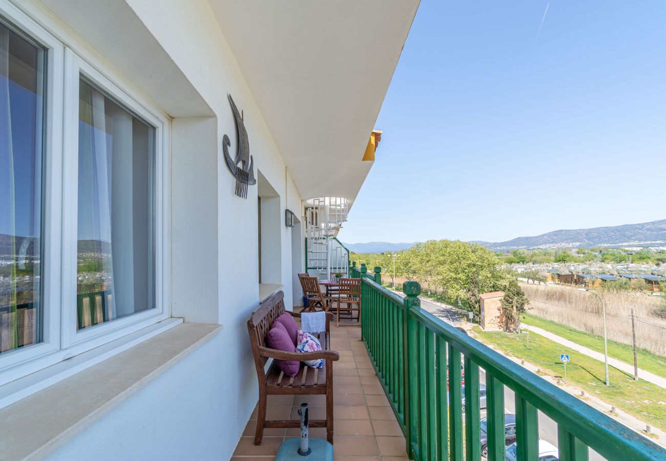 Apartment in Empuriabrava - 0148-PORT DUCAL Apartment with terrace, seaview and wifi
