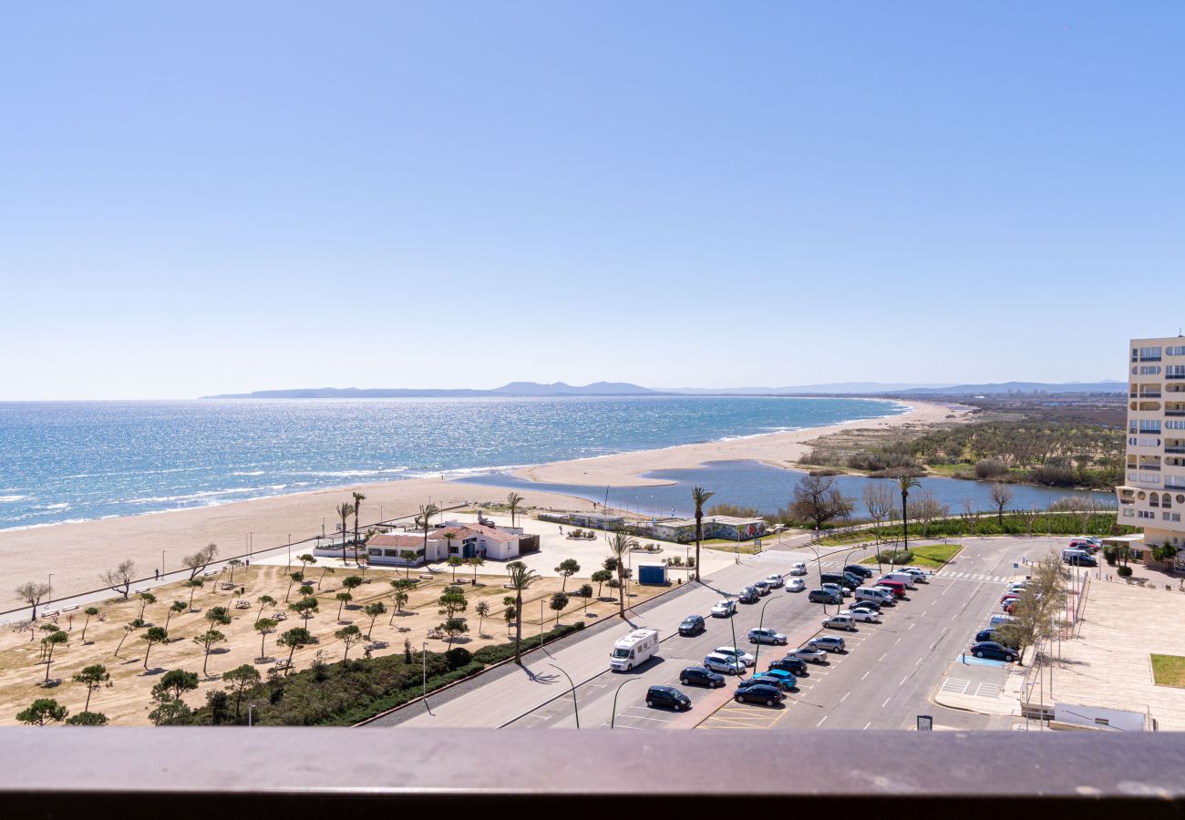 Apartment in Empuriabrava - 0030-CANIGO Apartment with seaview