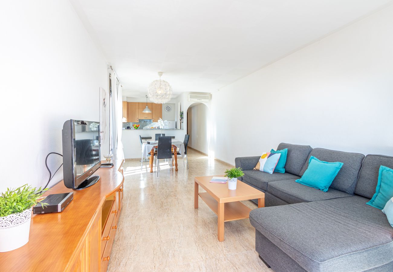 Apartment in Empuriabrava - 0093-MIRABLAU Apartment with seaview