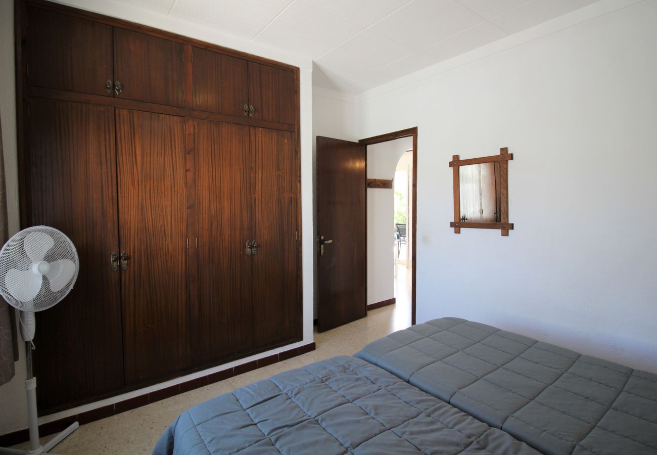 Villa in Empuriabrava - 0119-MONTSENY House with studio