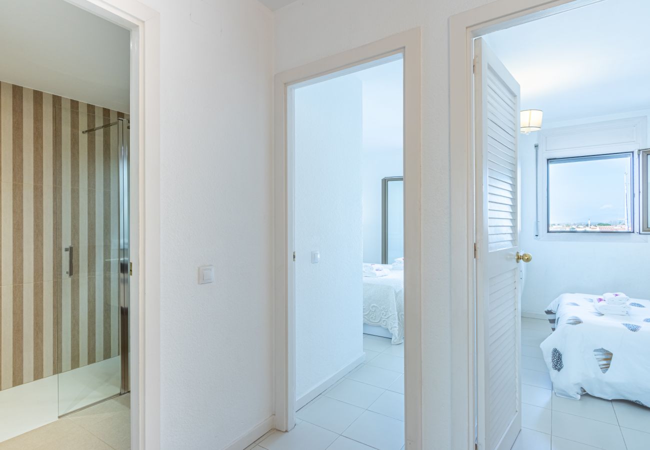 Apartment in Empuriabrava - 0112-PORT GREC Apartment with canal view