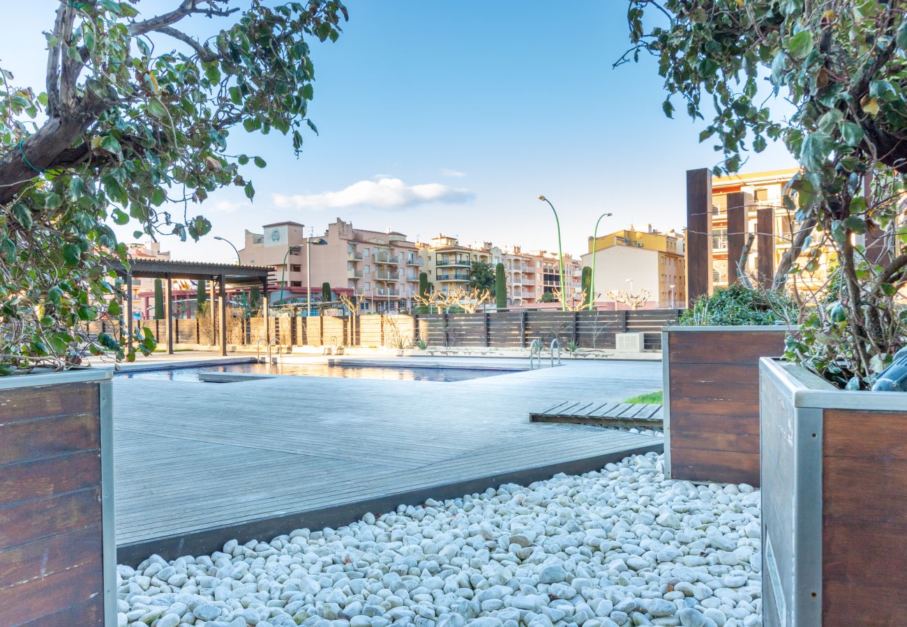 Apartment in Empuriabrava - 0058-CRISTALL MAR Apartment with comunity pool