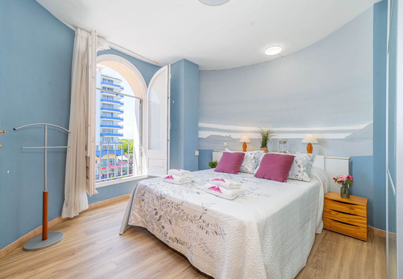 Apartment in Empuriabrava - 0105-GRAN RESERVA Apartment near the beach