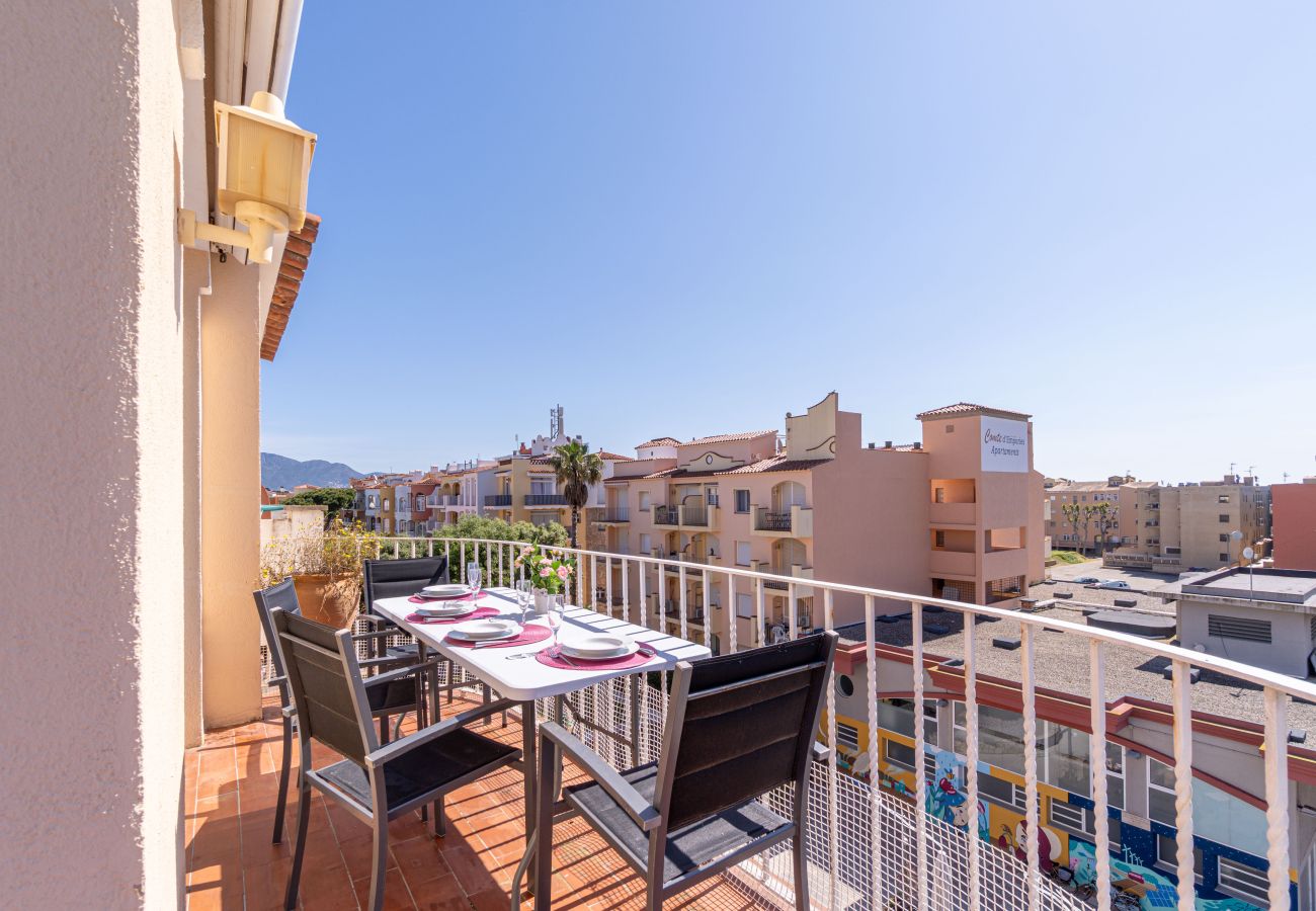 Apartment in Empuriabrava - 0105-GRAN RESERVA Apartment near the beach