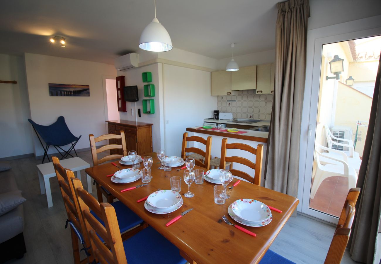 Apartment in Empuriabrava - 0060-GRAN RESERVA Apartment near the beach