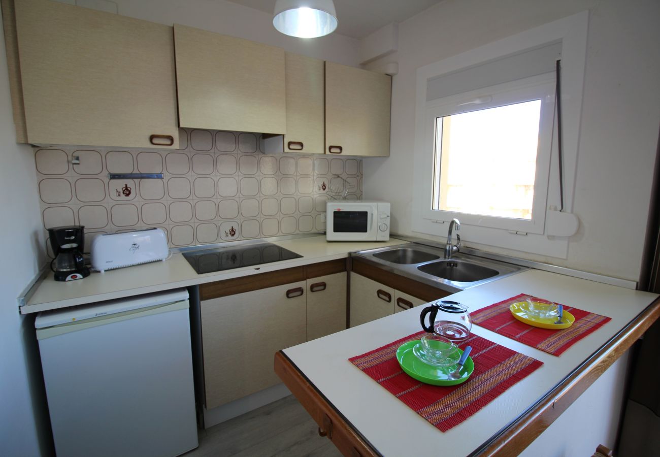 Apartment in Empuriabrava - 0060-GRAN RESERVA Apartment near the beach